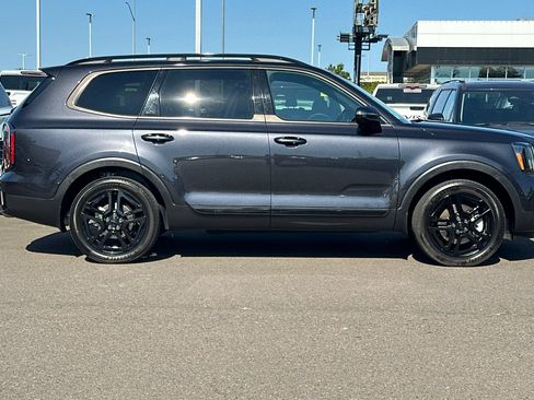 Used 2025 Kia Telluride SX X-Line AWD/4WD image 3