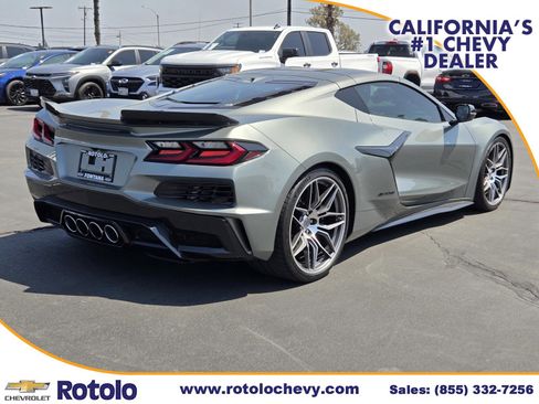 Used 2023 Chevrolet Corvette Z06 RWD image 7