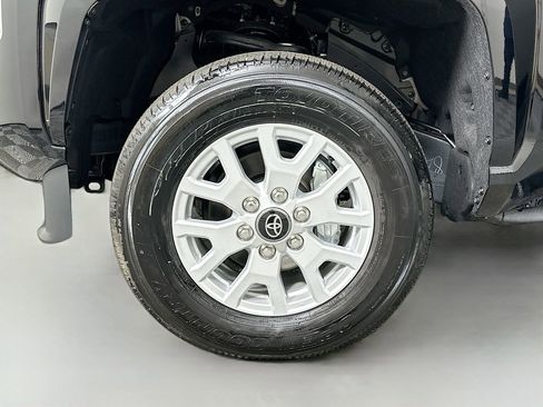 Used 2025 Toyota Tacoma SR image 29