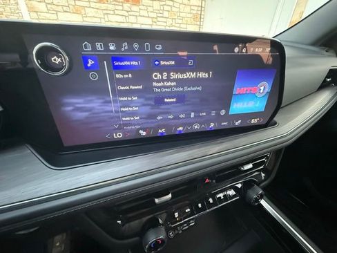 Certified 2025 Chevrolet Tahoe Z71 image 45