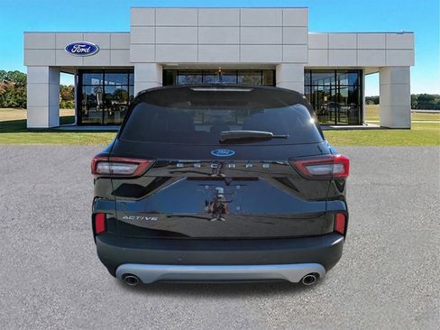 New 2026 Ford Escape Active w/ Active Premium Tech Pack FWD image 5