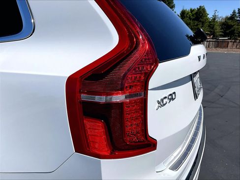 Used 2023 Volvo XC90 T8 Ultimate w/ Protection Package Premier AWD/4WD image 33