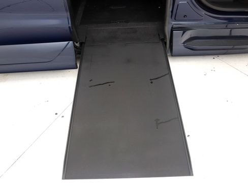 Used 2019 Chrysler Pacifica Touring Plus w/ Advanced Safetytec Group image 15