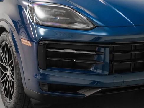 New 2025 Porsche Cayenne S image 99