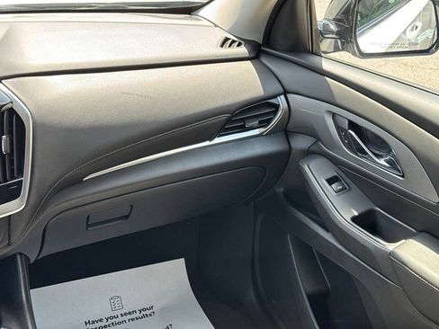 Used 2018 Chevrolet Traverse LS FWD image 19