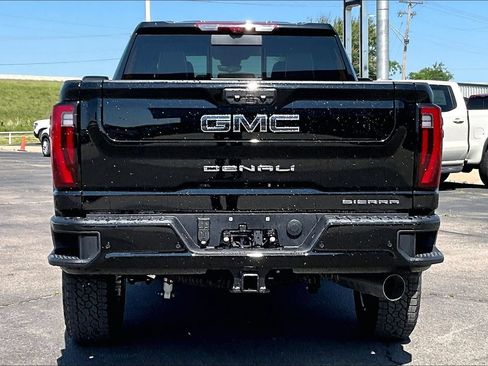 New 2026 GMC Sierra 2500 Denali Ultimate AWD/4WD image 4