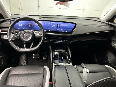 Certified 2024 Buick Envision Sport Touring AWD/4WD image 4