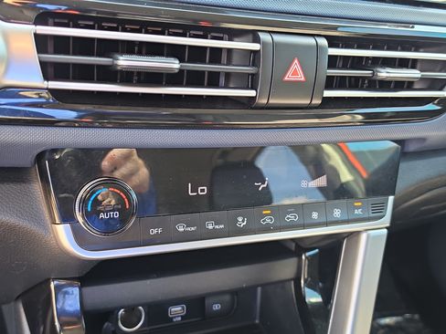 Certified 2023 Kia Seltos S w/ Navigation Package FWD image 24