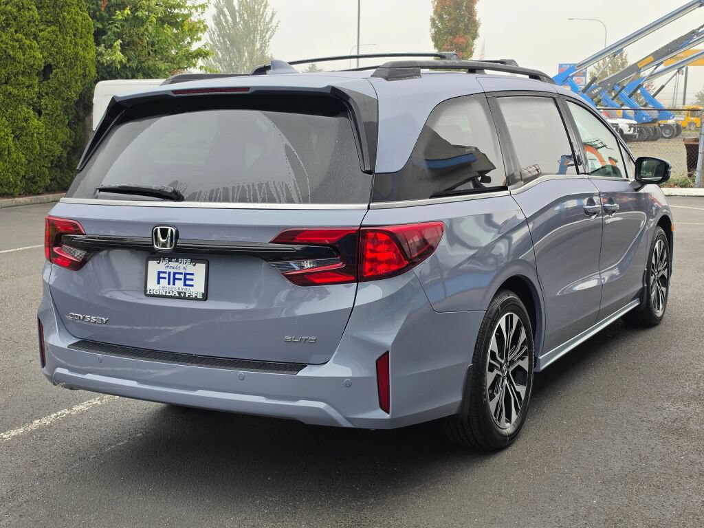 New 2027 Honda Odyssey Elite image 5