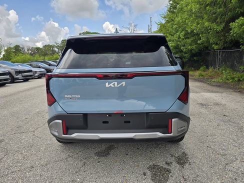 New 2027 Kia Seltos S FWD image 7
