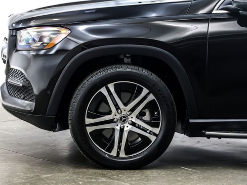 Certified 2023 Mercedes-Benz GLS 450 4MATIC image 11