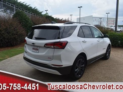 Used 2023 Chevrolet Equinox RS FWD image 11