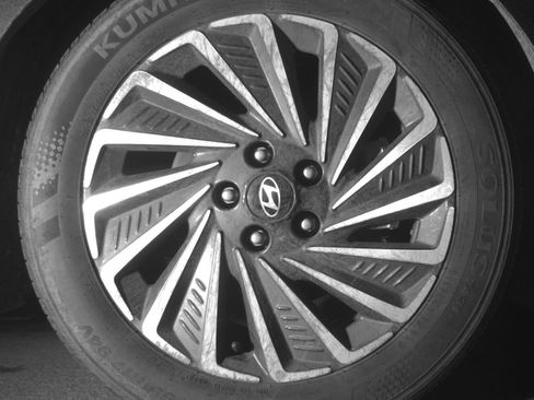 Used 2025 Hyundai Sonata SEL FWD image 16