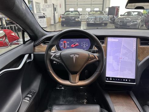 Used 2020 Tesla Model S AWD image 19