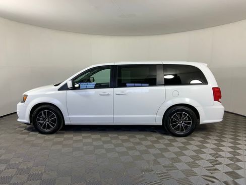 Used 2019 Dodge Grand Caravan GT FWD image 6