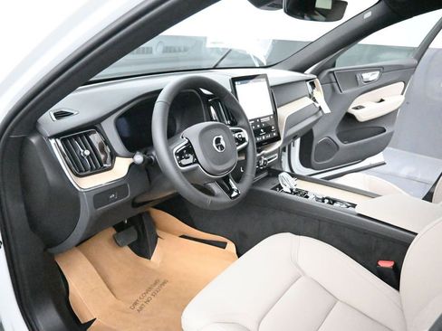 New 2026 Volvo XC60 B5 Core w/ Climate Package AWD/4WD image 14