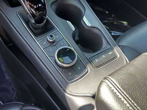 Used 2023 Cadillac XT4 Premium Luxury image 31