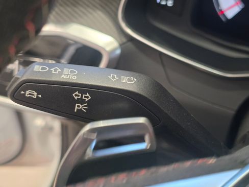 Used 2025 Audi RS 6 performance image 42