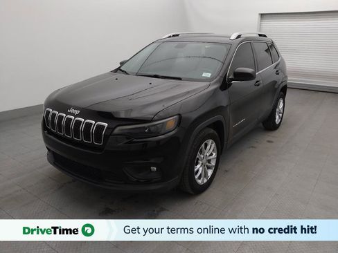Used 2019 Jeep Cherokee Latitude w/ Cold Weather Group FWD image 1