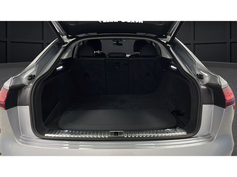 Used 2022 Audi e-tron Prestige w/ Prestige Package AWD/4WD image 24
