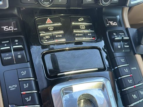 Used 2015 Porsche Cayenne S AWD/4WD image 34