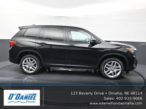 Used 2024 Honda Passport EX-L image 7