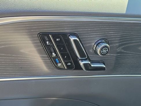 New 2025 Cadillac Lyriq Luxury RWD image 20