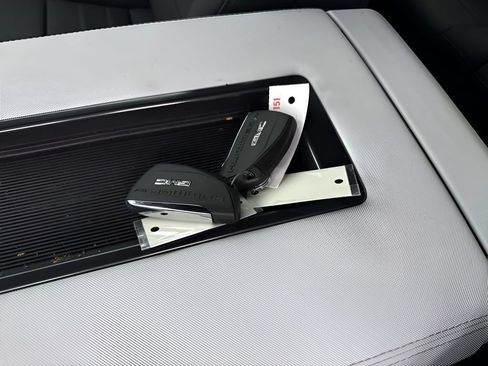 Used 2025 GMC Hummer EV 2X AWD/4WD image 14