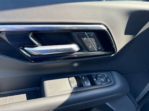 Certified 2025 Chevrolet Tahoe LT AWD/4WD image 10