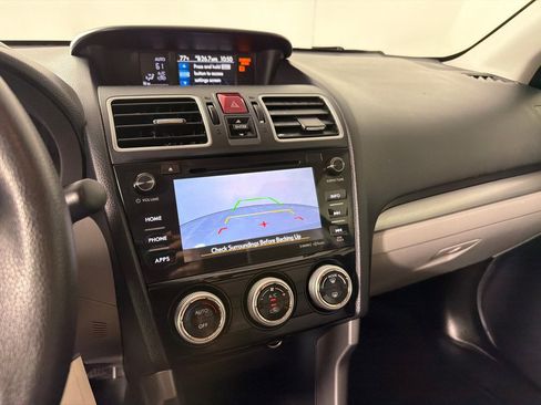 Used 2018 Subaru Forester 2.5i Premium AWD/4WD image 16
