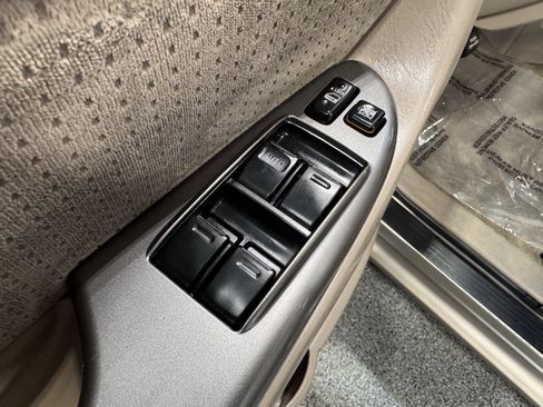 Used 2008 Toyota Sienna LE image 22