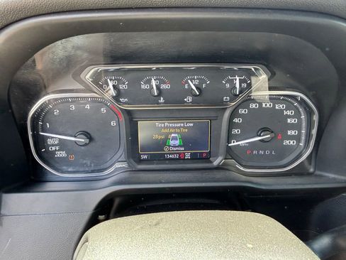Used 2020 GMC Sierra 1500 Elevation AWD/4WD image 11