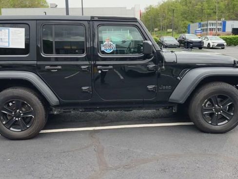 Used 2023 Jeep Wrangler Unlimited Sport AWD/4WD image 10