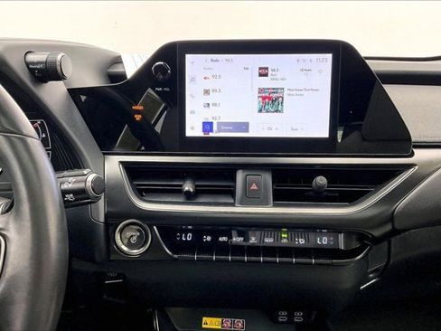 Used 2023 Lexus UX 250h 250h Base w/ Accessory Package (Z2) image 5