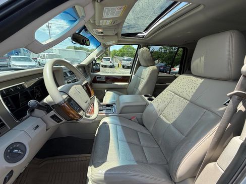 Used 2013 Lincoln Navigator 2WD w/ HD Trailer Tow Pkg image 2