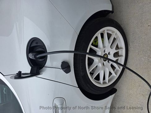 Used 2015 Porsche Panamera S image 72