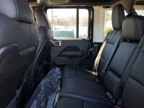 New 2026 Jeep Wrangler Unlimited Rubicon 392 image 13