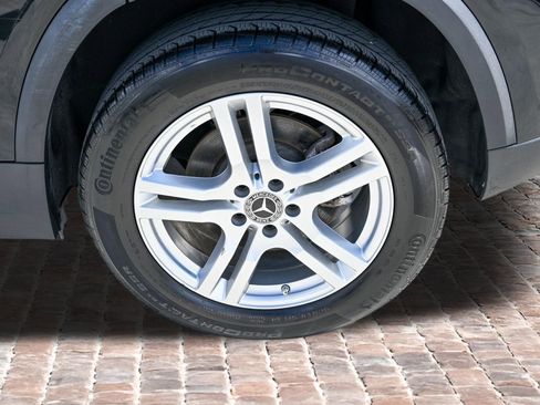 Used 2022 Mercedes-Benz GLA 250 image 36