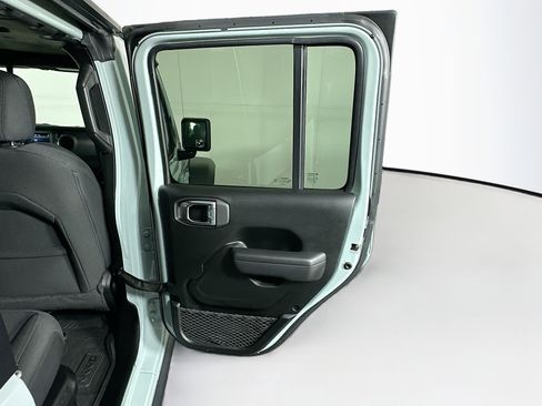 Used 2023 Jeep Wrangler Unlimited w/ Cold Weather Group AWD/4WD image 27