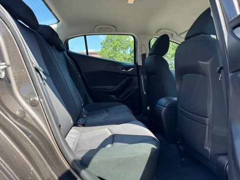 Used 2014 MAZDA MAZDA3 i Sport FWD image 16