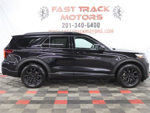 Used 2021 Ford Explorer ST w/ Equipment Group 401A image 4