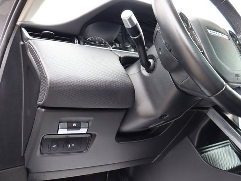 Used 2020 Land Rover Range Rover Evoque S image 25