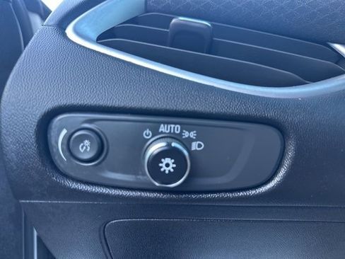 Used 2023 Chevrolet Malibu LT image 25