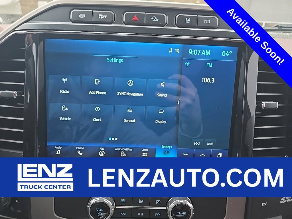 Used 2022 Ford F350 Platinum w/ Tremor Off-Road Package AWD/4WD image 25