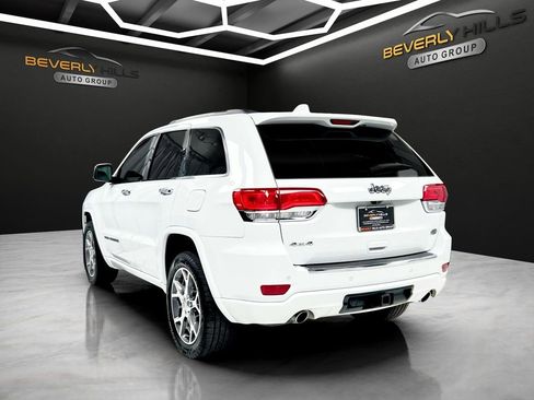 Used 2020 Jeep Grand Cherokee Overland image 3