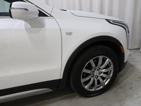 Used 2023 Cadillac XT4 Premium Luxury w/ Cold Weather Package FWD image 40
