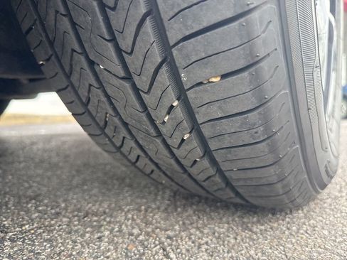 Used 2021 Chrysler Pacifica Touring-L w/ Uconnect Theater Family Group image 49