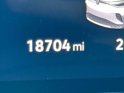 Used 2021 Volkswagen ID.4 Pro S image 22