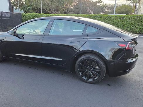 Used 2022 Tesla Model 3 image 8