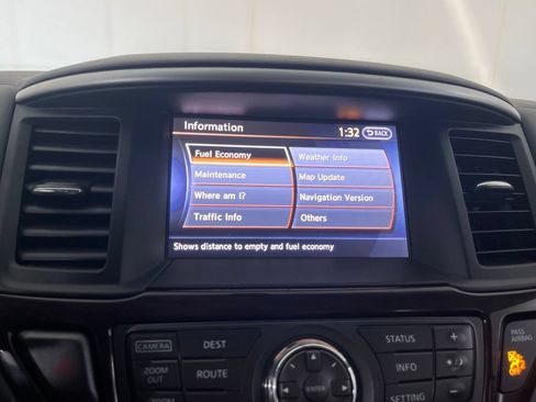 Used 2015 Nissan Pathfinder Platinum FWD image 73
